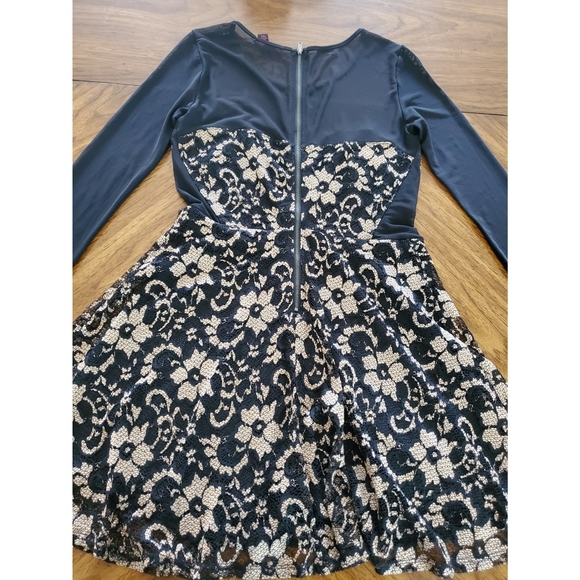 Material Girl dress black/tan lance color size M - Picture 16 of 16